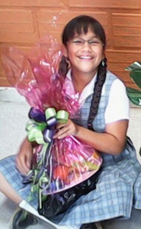 Manuela y su gran sonrisa